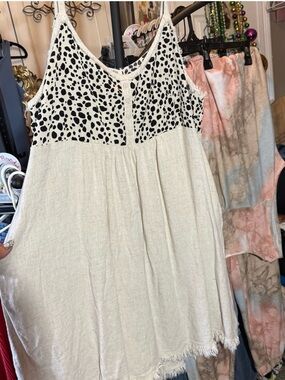 Umgee Cream Tank Tunic with Black Spot Yoke